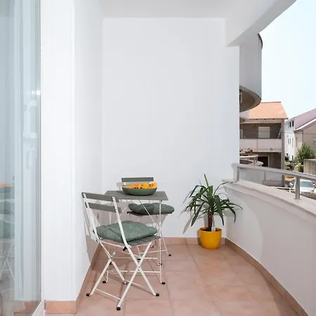 Oblica 아파트 자다르